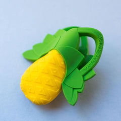 The Smoothies teethers from Baby Banana are easy to grasp. Teethers to soothe sore teething gums. Suitable for children from 0 to 36 months. Made in the USA from food grade silicone. Free from BPA, Latex and phthalate. Safe in the dishwasher and the freezer.