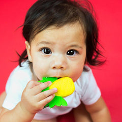 The Smoothies teethers from Baby Banana are easy to grasp. Teethers to soothe sore teething gums. Suitable for children from 0 to 36 months. Made in the USA from food grade silicone. Free from BPA, Latex and phthalate. Safe in the dishwasher and the freezer.
