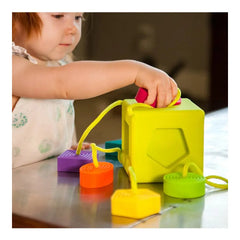Fat Brain Toys Oombee Cube Fat Brain Toys