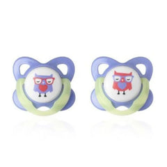 Tommee Tippee Essentials Glow in the Dark Soother,(6-12 Months) , Pack of 2 Tommee Tippee