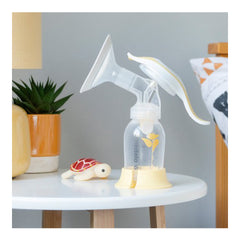 Medela Harmony Manual Breast Pump Essentials Pack