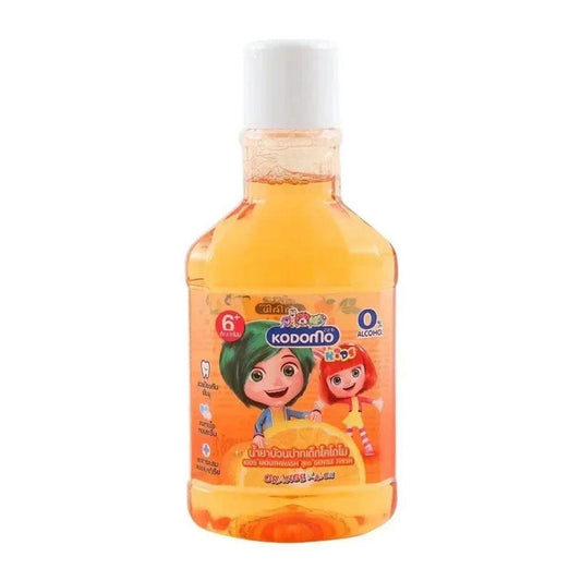 Refresh your little ones' smiles with Kodomo Children Mouthwash! This 250 ml bottle of orange-flavored mouthwash provides a safe and effective cleanse, leaving behind a delicious citrus aroma. Let Kodomo help your family create a lasting impression with healthy teeth and happy grins!