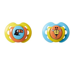 Tommee Tippee Fun Style Soothers  : (0-6 Months ) , Pack of 2 - Giraffe & Toucan
